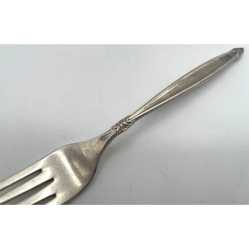 GARLAND 1965 DINNER FORK BY 1847 ROGERS BROS